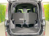 普段のお買い物や通勤、送迎等に十分な荷室スペースを確保しております。セカンドシートを倒すと、大きな荷物の積載も可能です♪