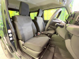 運転席シート廻りは使用感も少なく、良好な状態となっています。丁寧に使われていたことがよくわかりますね。