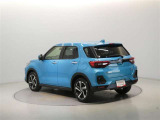 ご覧の車両以外にも多数のU-Carを展示販売しております。