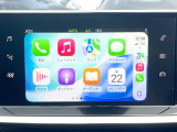 ●Apple Car Play:スマホとの有線接続で、ナビ・オーディオ再生などスマホのアプリ機能が画面でも使える便利機能です!