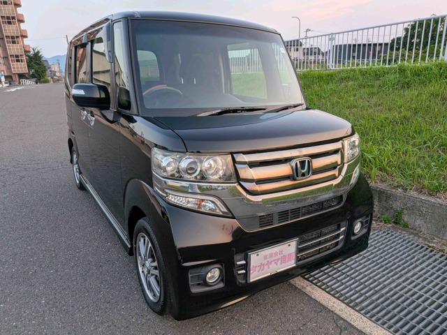 ホンダ N-BOXカスタム 
