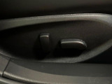 【パワーシート】スイッチ一つで簡単にシートの微調整が可能!電動だから力もいりません!快適なシートポジションにセットして、快適なドライブをお楽しみください。