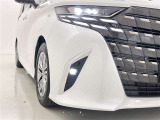 フォグランプ装着車です。暗い夜道の車両前方を明るく照らします