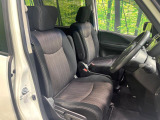 運転席シート廻りは使用感も少なく、良好な状態となっています。丁寧に使われていたことがよくわかりますね。