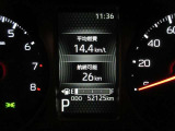 気になる燃費も表示されエコ運転