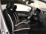 見通しのよいすっきりとした視界で、誰でも運転しやすいです。運転のしやすさは疲れにくさにも繋がりますよ♪