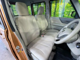 運転席シート廻りは使用感も少なく、良好な状態となっています。丁寧に使われていたことがよくわかりますね。