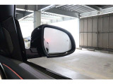 弊社車両はすべて、ご案内前の段階でビー・エム・ダブリュージャパンの基準に則って厳正な車両チェック(第3者機関よる査定)を実施しております。メーター改ざん車や修復歴車は一切ございません。