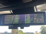 【デジタルインナーミラー】後席の大きな荷物や同乗者で後方が確認しづらい時でも安心!カメラが撮影した車両後方の映像をルームミラー内に表示。クリアな視界で状況の確認が可能です!