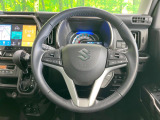 【純正革巻きステアリング】上質な革を使用することで、手にしっかり馴染みとても運転しやすいハンドルです♪