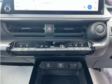 シートベンチレーション付きです。シートと密着部分の空気を換気して蒸れを防いでくれるので、暑い時期も快適に過ごせます♪一度使ったら手放せません!