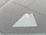 【トヨタセーフティセンス】走行中に前方の車両等を認識し、衝突しそうな時は警報とブレーキで衝突回避と被害軽減をアシスト。より安全にドライブをお楽しみいただけます。