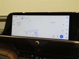 純正ナビを装備。タッチパネル式で使いやすく、お出かけもラクラクです。