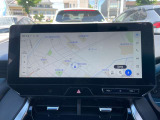 お買い物やドライブ、旅行の際に役立つナビ付きです!
