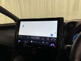 ディスプレイオーディオを装備。スマホとクルマをつなぐことで、これまでのナビに加えて、いろんなサービスが楽しめます。
