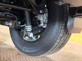 お車を安心してお乗りいただく為には、足回りの定期点検が欠かせません。サービスサポート(有償保証)では無料点検もご提供しており、安心のカーライフをお過ごしいただけるサポート体制が整っています。