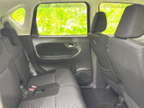 運転席側後部座席