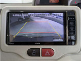 駐車が苦手な方にも安心なバックモニター付き
