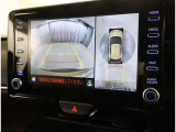 バックガイドモニターで、後方を確認しながら安心して駐車することができます。運転初心者も熟練者も必須の機能ですよ!