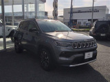北海道最大級の輸入車専門大型展示場 常時120台を超えるお車をご覧いただけます。展示場に無いお車も全国よりお探しいたします。