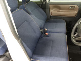 ゆったりとした運転席で、快適なドライブをサポートします。