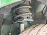 お車を安心してお乗りいただく為には、足回りの定期点検が欠かせません。サービスサポート(有償保証)では無料点検もご提供しており、安心のカーライフをお過ごしいただけるサポート体制が整っています。