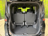【パワーバックドア】スマートキーや運転席のボタンを押すだけでリアゲートが自動で開閉します!荷物を持っている時や、高い位置にあるバックドアを閉める際に便利な機能です♪