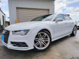 Audi独自の「quattro」による安定した走行性能に加え、S lineパッケージならではのスポーティなデザインが、この一台の魅力をさらに引き立てています。