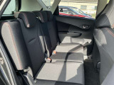ゆとりある広々とした車内空間は、ドライブを始め買い物やレジャーなど、幅広く活躍します。一人でもみんなとでもお出かけを楽しみましょう!