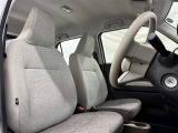 見通しのよいすっきりとした視界で、誰でも運転しやすいです。運転のしやすさは疲れにくさにも繋がりますよ♪