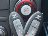 ◆【スマートキー(エンジンスタートストップスイッチ)】スマートキー(電子キー)を持っていれば、スイッチを押すだけでエンジンをかけることができます!