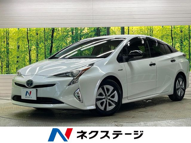 トヨタ プリウス 