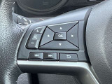 ステアリングスイッチも付いておりますので、運転中でも音量の変更など可能です。