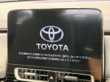 【10.5インチディスプレイオーディオ】お手持ちのスマートフォンとの連携で、ナビや音楽再生など各種アプリを使用可能。スマホに近い感覚でお使いいただけます♪