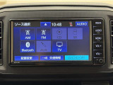 Bluetooth対応、CD再生機能付き。お好きな音楽を聴きながらのドライブは楽しいですよね〜♪