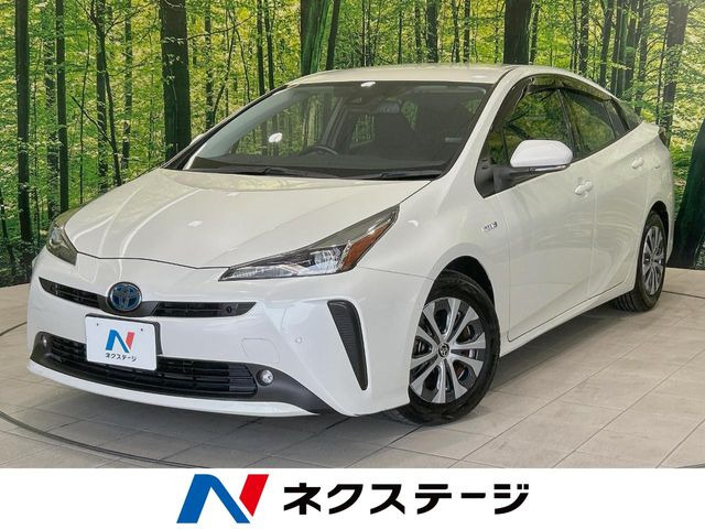 トヨタ プリウス 