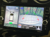 【アラウンドビューモニター】専用のカメラにより、上から見下ろしたような視点で360度クルマの周囲を確認することができます☆死角部分も確認しやすく、狭い場所での切り返しや駐車もスムーズに行えます。