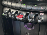 ◆LIBERALAは、輸入車選びの新たなスタイルを提案するインポート・セレクト・ブランドです。オーナー様となる方がクルマから直接感じる感性を第一にした、最良の一台との出会いをコーディネートいたします。