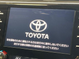 【メーカー純正ナビ】インテリアに溶け込むスタイリッシュな「専用設計」メーカーナビを装備♪視認性や操作性など基本性能にも優れ、より上質なカーライフをお楽しみいただけます。