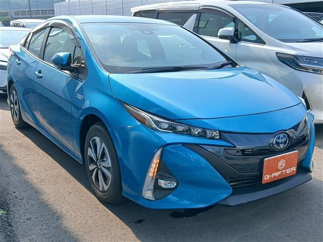 プリウスPHV 1.8 S セーフティパッケージ 後期型 5人乗り 禁煙車 純正8型ナビ