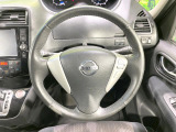 【純正革巻きステアリング】上質な革を使用することで、手にしっかり馴染みとても運転しやすいハンドルです♪