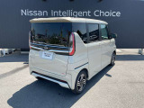 納車前に入念な点検整備をさせていただきます。もちろん全車走行距離無制限のワイド保証付きですので安心してお乗りいただけます。