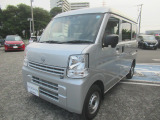 【納車前点検】法定12ヶ月点検+エンジンオイル&エレメント交換+ワイパーリフィル交換等を弊社整備工場にて実施。