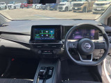 視界も広くゆったりとしているので、どなたでも運転しやすい車になっています!.