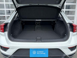 フォルクスワーゲンの車には、フォルクスワーゲンの専門知識が必要とされます。専用の機器・設備と専門技術でお客様のロングカーライフをお約束いたします。