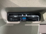 いまや快適なカーライフに欠かせないETCが付いています。