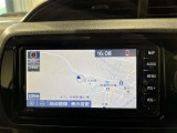 純正ナビを装備。タッチパネル式で使いやすく、お出かけもラクラクです。
