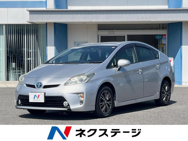 トヨタ プリウス 