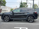 台形のホイールハウスもJeepの特徴。横から見てもJeepだとわかりますね!