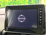 【大画面ナビ】人気の大型9インチナビを装備。存在感のある大画面はインパクト大!ナビ利用時のマップ表示は見やすく、テレビやDVDは臨場感がアップ!いつものドライブがグッと楽しくなります♪
